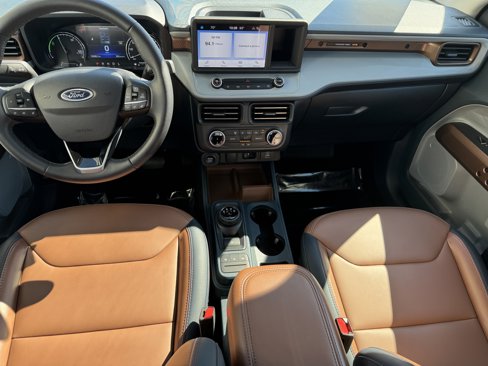 Used 2023 Ford Maverick Lariat image 14