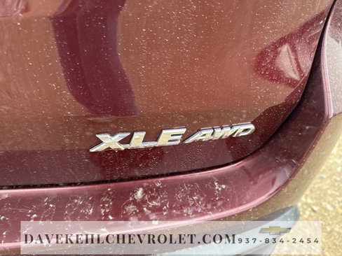 Used 2015 Toyota Highlander XLE image 40
