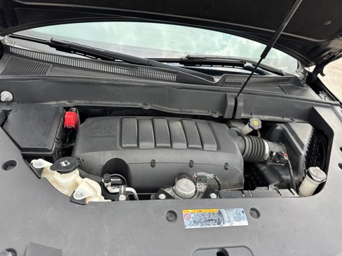 Used 2017 Chevrolet Traverse LT w/ Style and Technology Package image 34