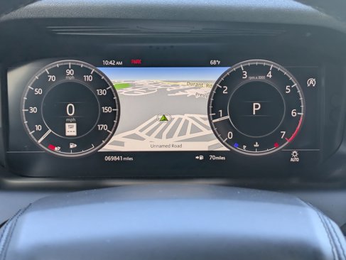 Used 2020 Land Rover Discovery Sport HSE R-Dynamic image 10
