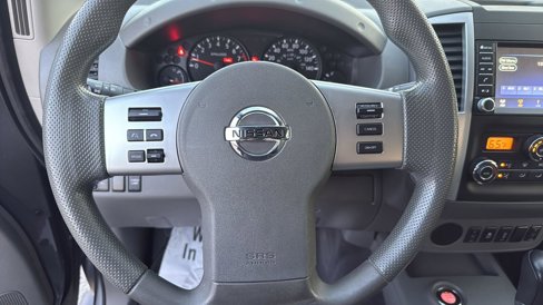 Used 2020 Nissan Frontier SV w/ Midnight Edition Floor Mats image 15