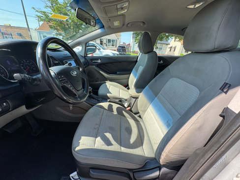 Used 2014 Kia Forte EX image 16
