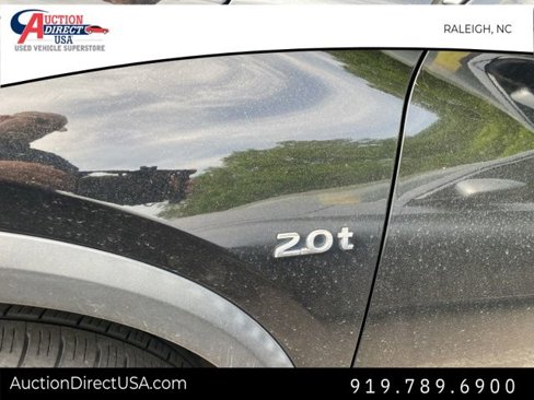 Used 2017 INFINITI QX30 Premium w/ Technology Package image 6