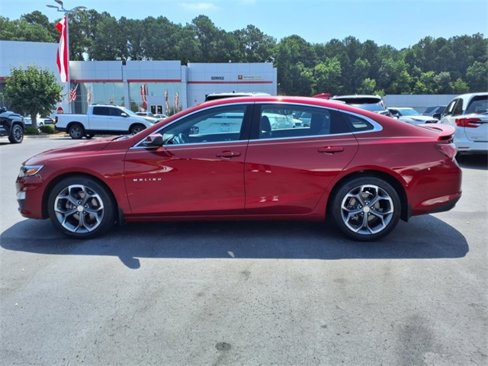 Used 2022 Chevrolet Malibu LT w/ Leather Package image 3