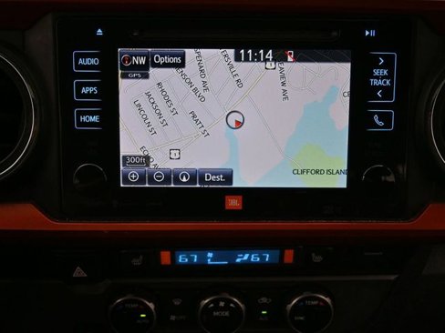 Certified 2017 Toyota Tacoma TRD Sport image 29