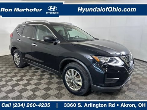 Used 2018 Nissan Rogue SV image 1