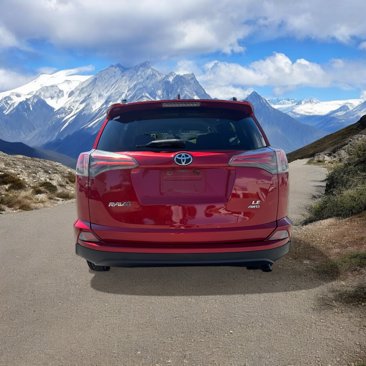 Used 2016 Toyota RAV4 LE image 4