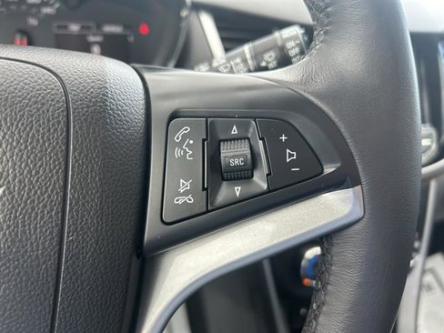 Certified 2022 Chevrolet Trax LT w/ Sport Edition image 23