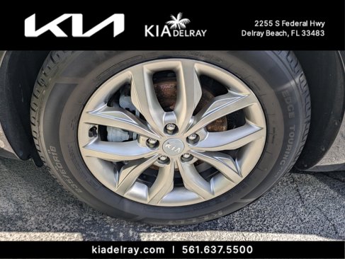 Used 2019 Kia Sedona EX image 17