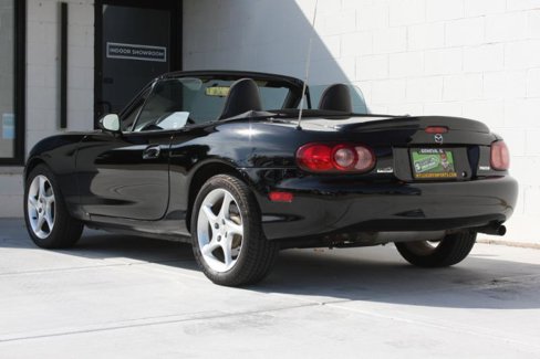 Used 2003 MAZDA MX-5 Miata LS image 10