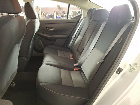 Used 2021 Nissan Sentra SV image 14