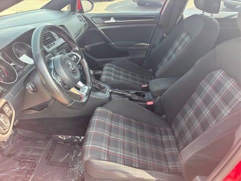 Used 2015 Volkswagen GTI S image 10