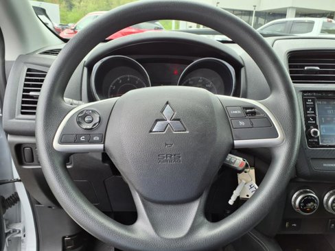 Used 2023 Mitsubishi Outlander Sport AWD image 9