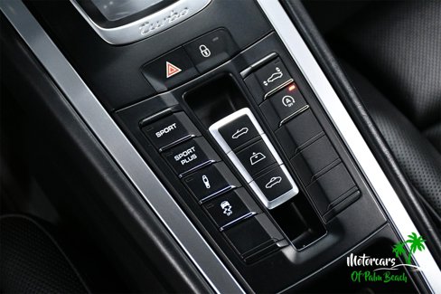 Used 2014 Porsche 911 Turbo image 44