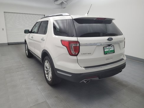 Used 2018 Ford Explorer Limited w/ Equipment Group 301A image 5