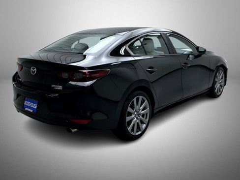 Used 2019 MAZDA MAZDA3 Sedan image 5