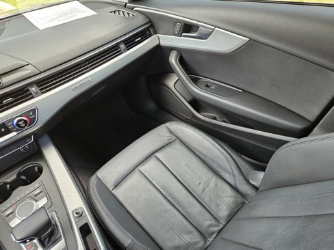 Used 2017 Audi A4 2.0T Premium image 17