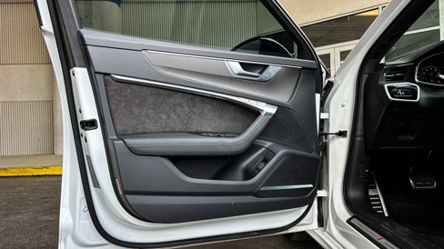 Used 2021 Audi S6 Premium Plus w/ Black Optic Package image 38