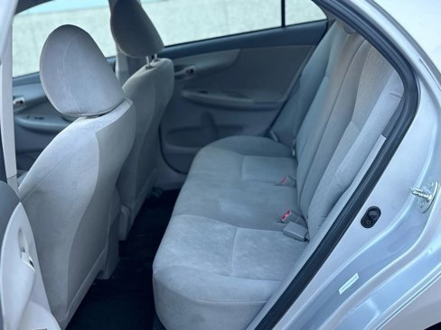 Used 2009 Toyota Corolla S image 18