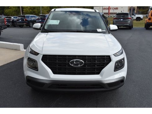 New 2025 Hyundai Venue SE image 7