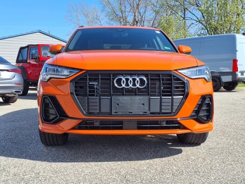 Used 2024 Audi Q3 2.0T Premium Plus w/ Premium Plus Package image 3