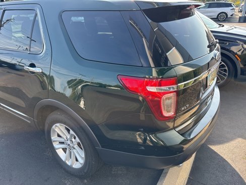 Used 2013 Ford Explorer XLT image 4