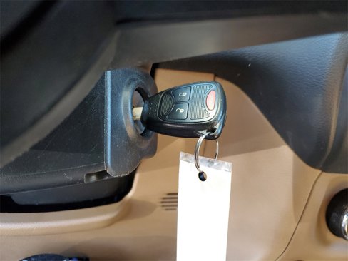 Used 2018 Jeep Wrangler Unlimited Rubicon w/ Connectivity Group image 23