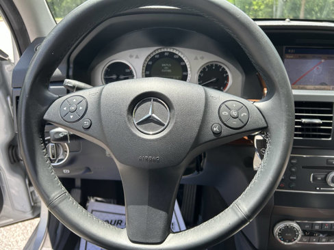 Used 2012 Mercedes-Benz GLK 350 2WD image 26
