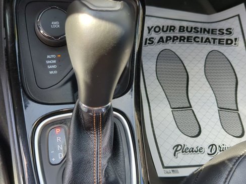 Used 2017 Jeep Compass Limited w/ Navigation Group image 20