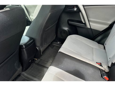 Used 2018 Toyota RAV4 XLE image 13