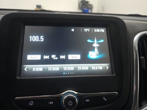 Used 2018 Chevrolet Equinox LT image 26