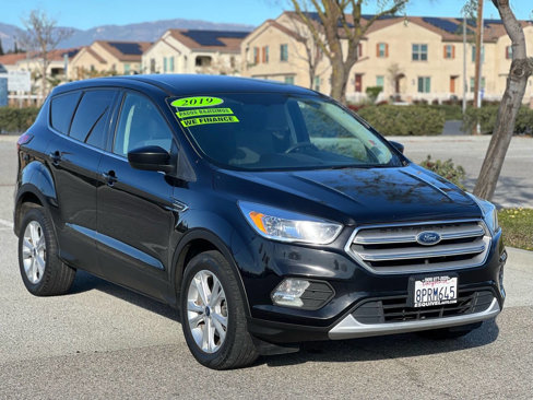 Used 2019 Ford Escape SE image 33