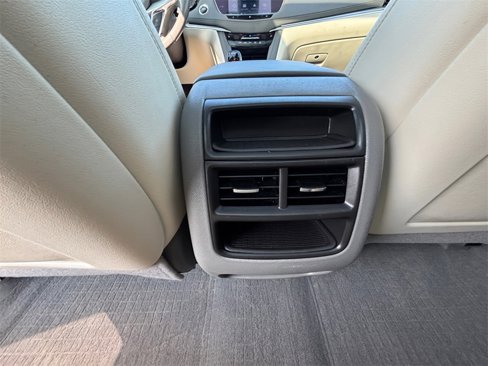 Used 2020 Cadillac XT5 Premium Luxury w/ LPO, Floor Liner Package image 41