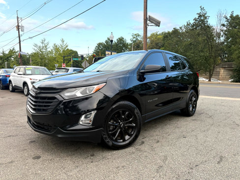 Used 2020 Chevrolet Equinox LS w/ LS Convenience Package image 3