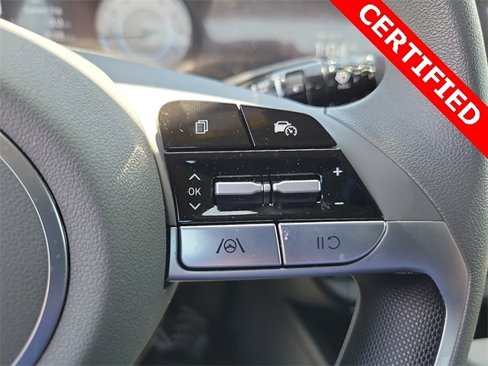 Certified 2024 Hyundai Elantra SEL image 5