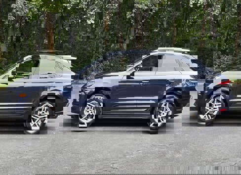 Used 2023 Porsche Macan image 3