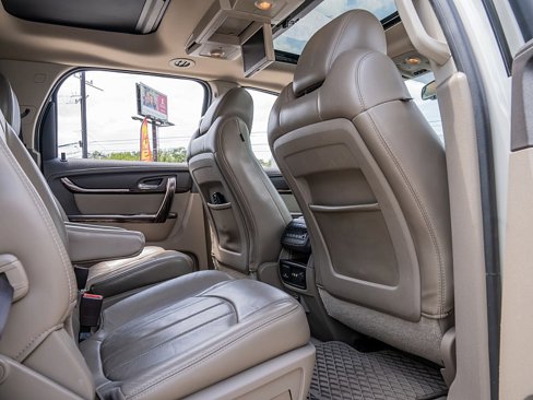 Used 2014 GMC Acadia Denali image 24