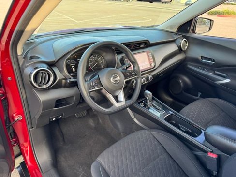Used 2023 Nissan Kicks SV image 6