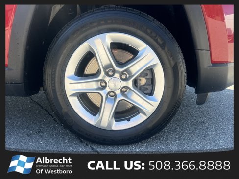 Certified 2023 Jeep Compass Latitude w/ Convenience Group image 34