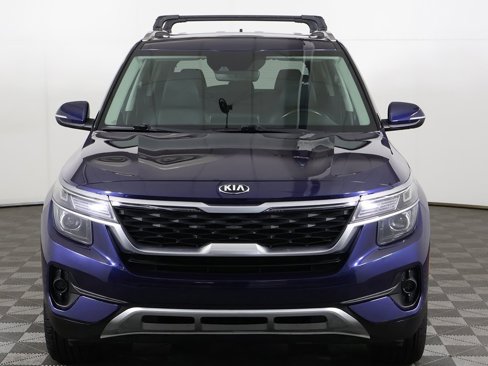 Used 2021 Kia Seltos EX image 11