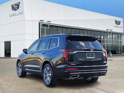 New 2025 Cadillac XT6 Premium Luxury image 4