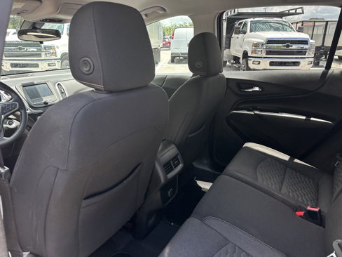 Used 2018 Chevrolet Equinox LT image 32