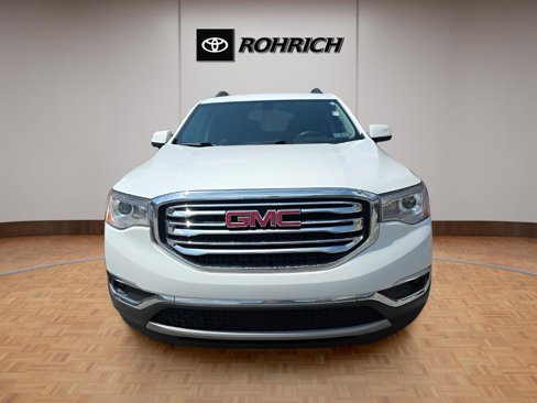 Used 2019 GMC Acadia SLE w/ Driver Alert Package I image 2