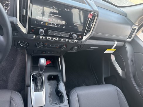 New 2025 Nissan Frontier SV image 17