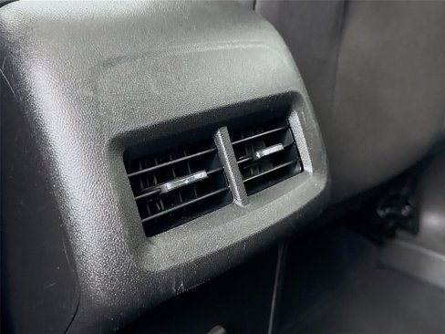 Used 2020 Chevrolet Equinox LT image 25