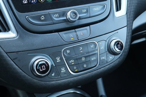 Used 2023 Chevrolet Malibu LT image 14