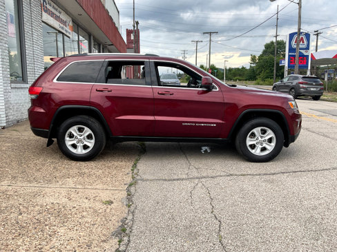 Used 2016 Jeep Grand Cherokee Laredo w/ Quick Order Package 23E image 2