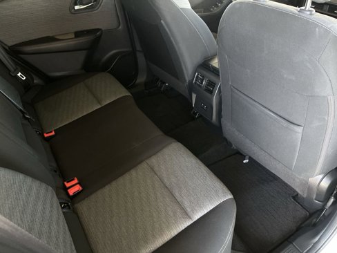 Used 2023 Nissan Rogue SV image 25