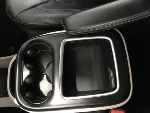 Used 2022 Chrysler Pacifica Touring-L image 42