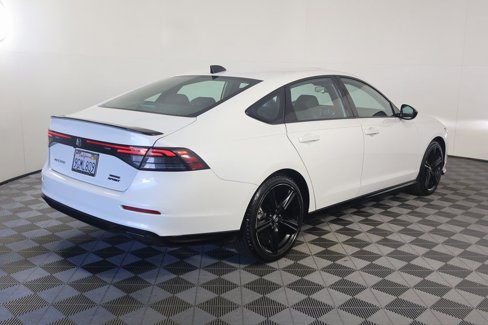Used 2023 Honda Accord Sport image 4